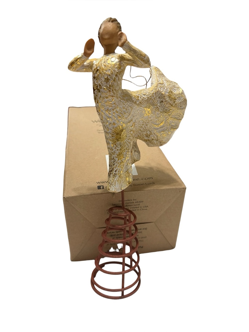 Willow tree song of joy tree topper  angel NWT